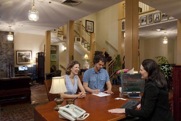 Hotel La Tourelle (Ithaca)